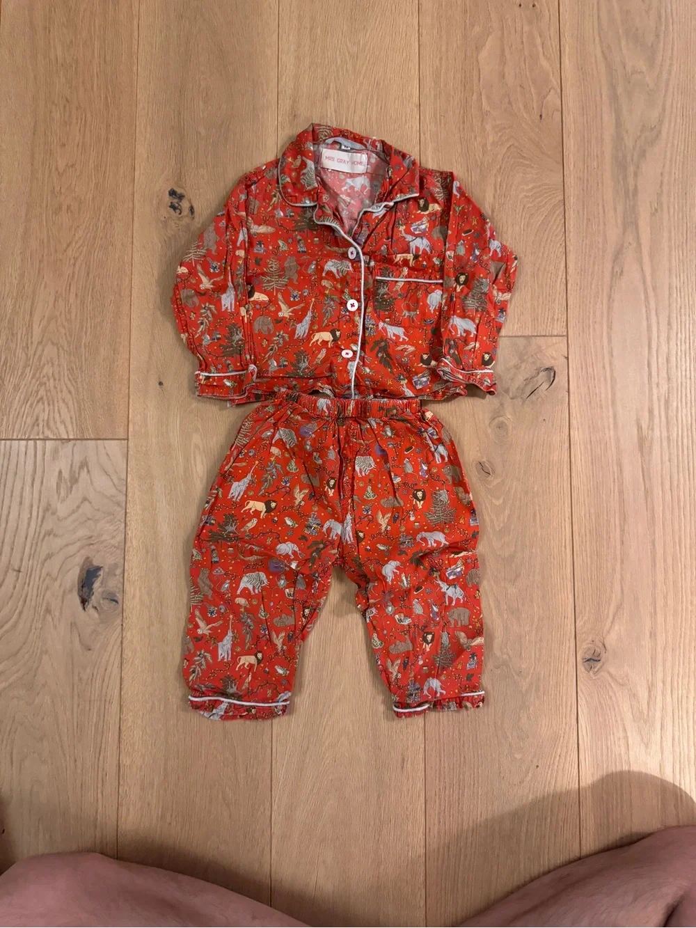 Set of Girl Fall Dresses and Pajamas (2T)